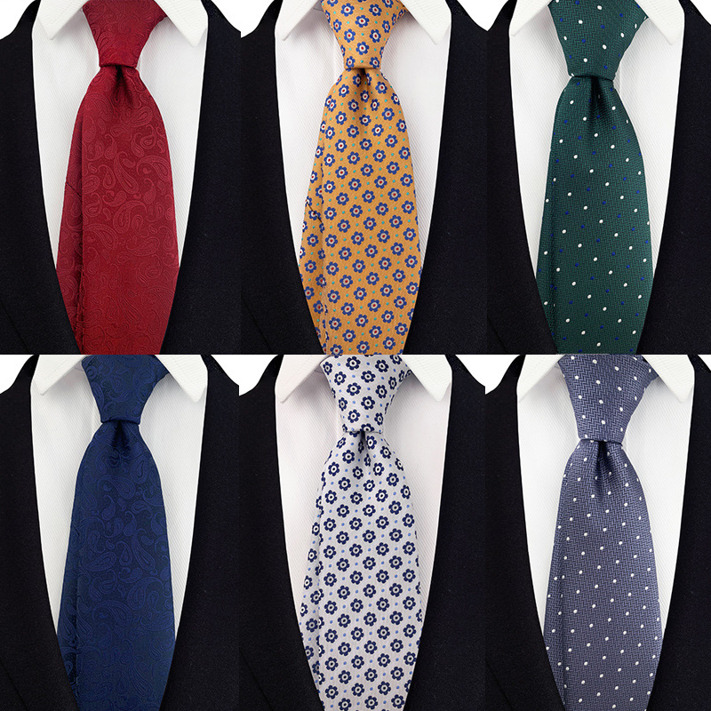 Vintage Print Flower Dots Neck - Commercial Printing Business 评论和价格